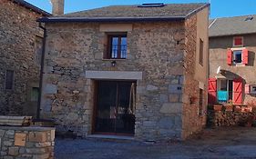 Grange De Caractere En Pierre Al Badiu